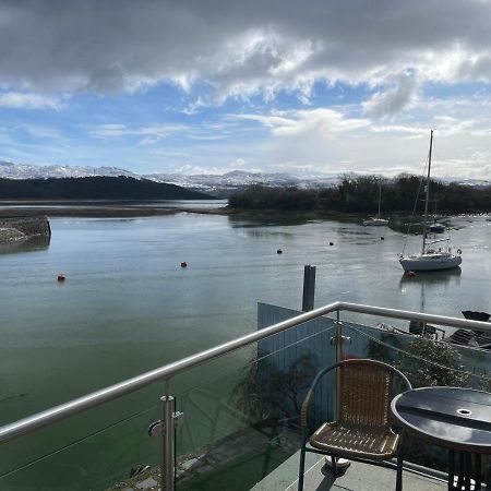 Portmadog, Oakley Wharf Apartment Porthmadog Exterior photo