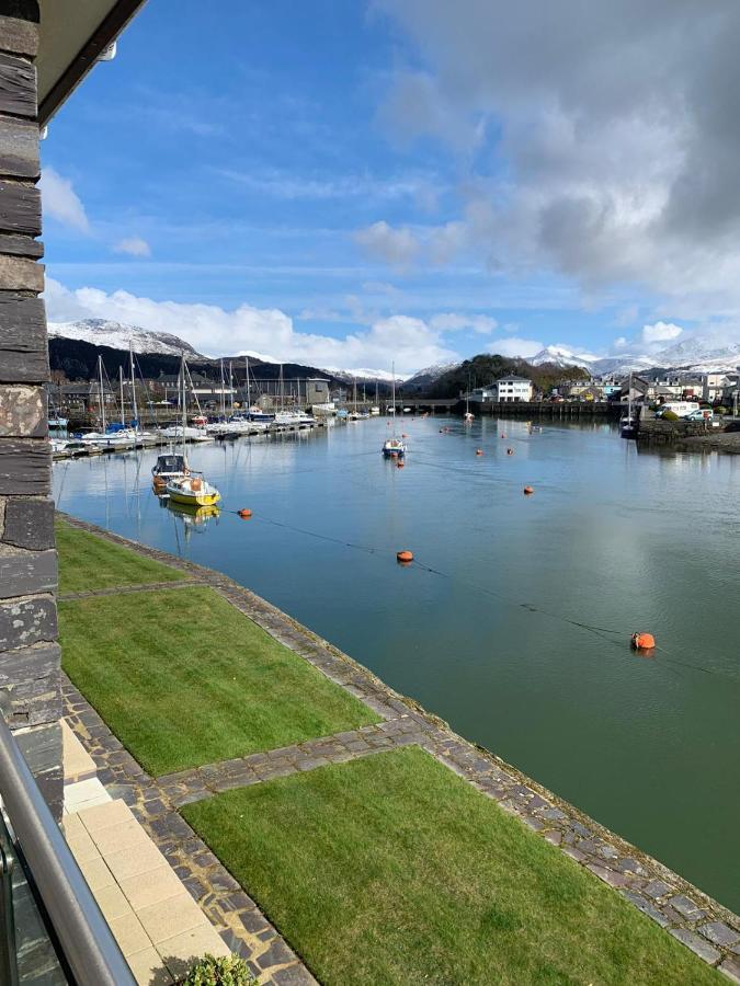 Portmadog, Oakley Wharf Apartment Porthmadog Exterior photo