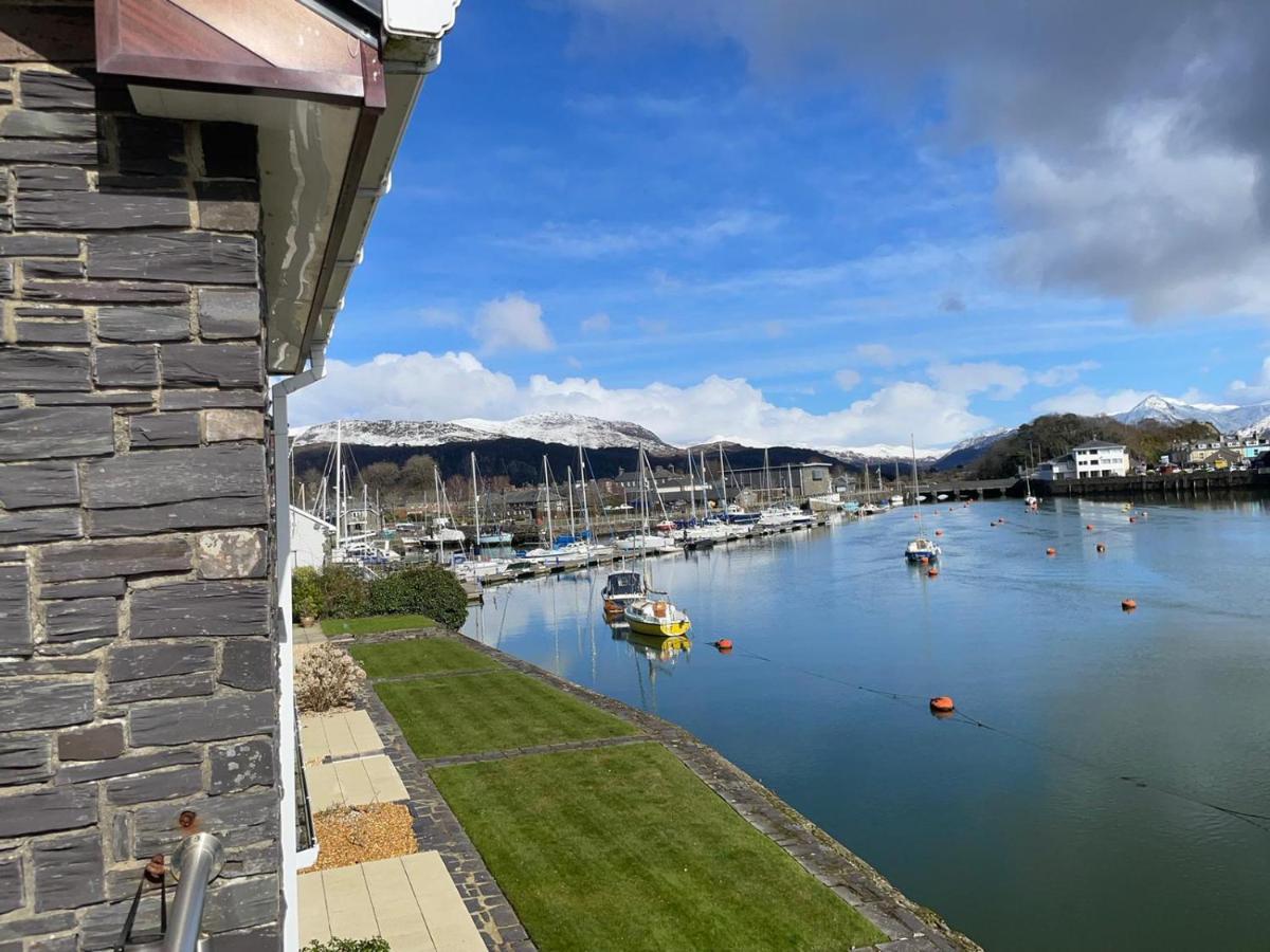 Portmadog, Oakley Wharf Apartment Porthmadog Exterior photo