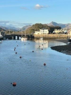 Portmadog, Oakley Wharf Apartment Porthmadog Exterior photo